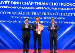 uBND tỉnh Bình Dương trao quyết định chấp thuận chủ trương đầu tư dự án A&T Riverside cho chủ đầu tư A&T Group