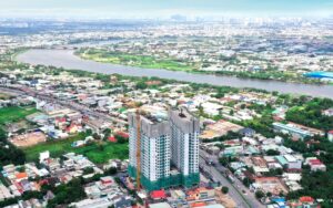Bât động sản trục đường quốc lộ 13
